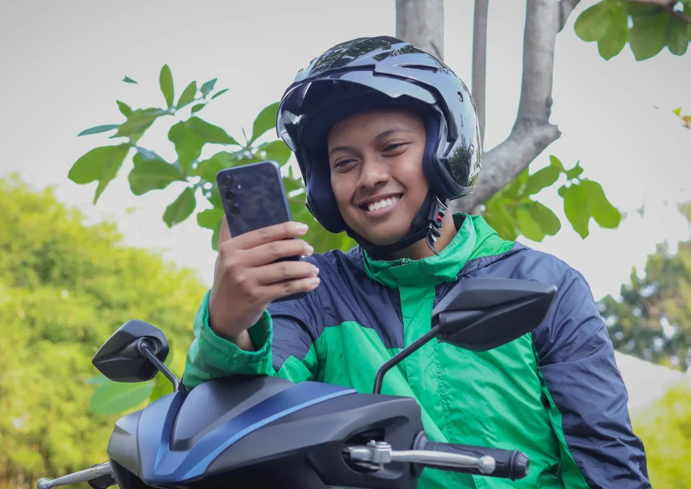 Cara Kelola Pesanan WhatsApp yang Rapi untuk Bisnis Jasa