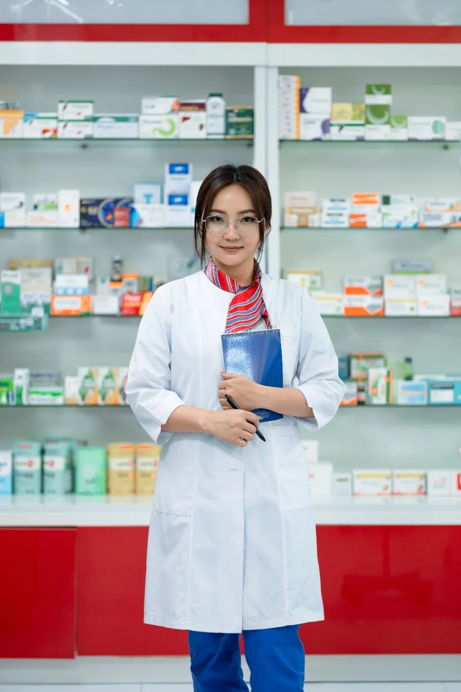 Website untuk Apotek dan Toko Obat: Cara Tampil di Google Saat Orang Butuh